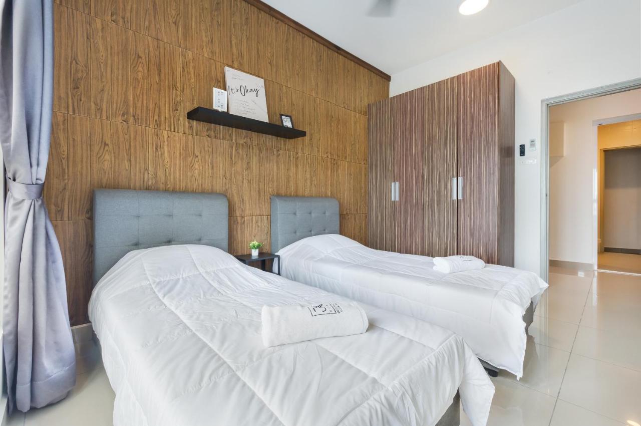 Seasons Luxury Apartment By Jk Home Johor Bahru Exterior foto