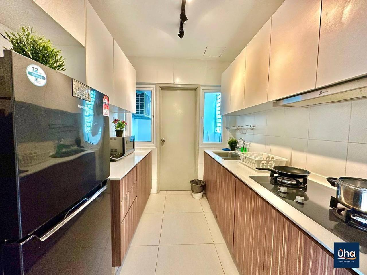 Seasons Luxury Apartment By Jk Home Johor Bahru Exterior foto
